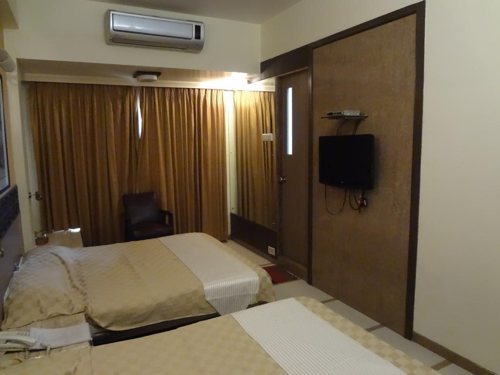 Hotel Samrat Mumbai Szoba fotó