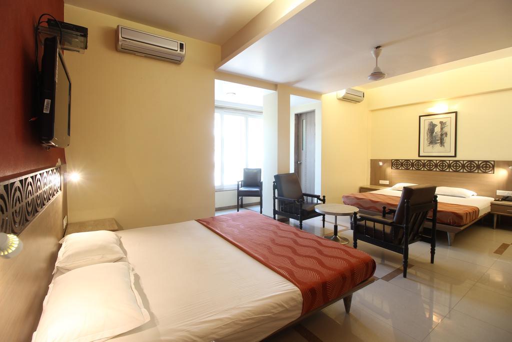 Hotel Samrat Mumbai Szoba fotó